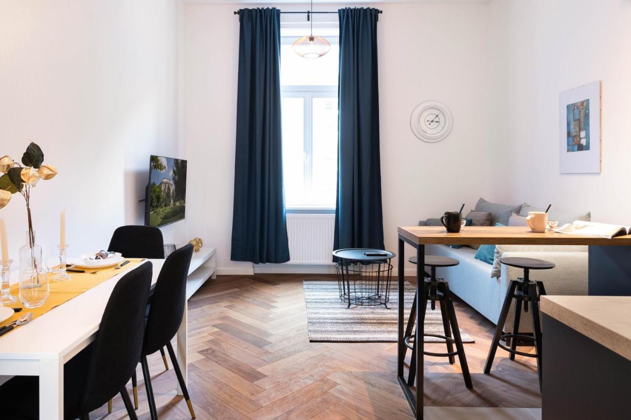 Modern And Design Apartment Near The Main Square Zagreb Exterior photo